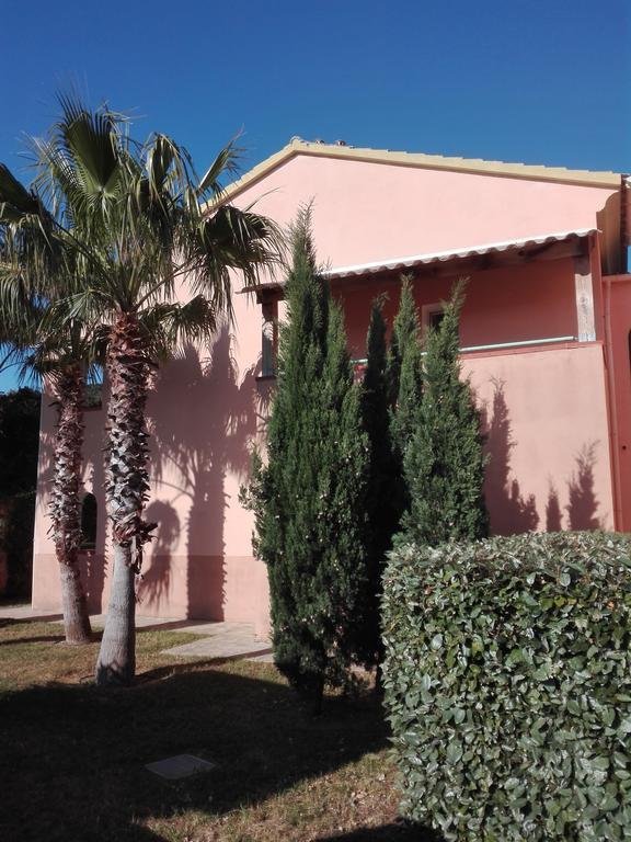 Appartement Les jardins de la mer - avec piscine - bord mer à Linguizzetta Extérieur photo